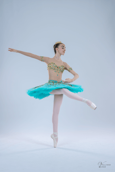 Clara Santos Lagüéns — Classical dancer, Spain