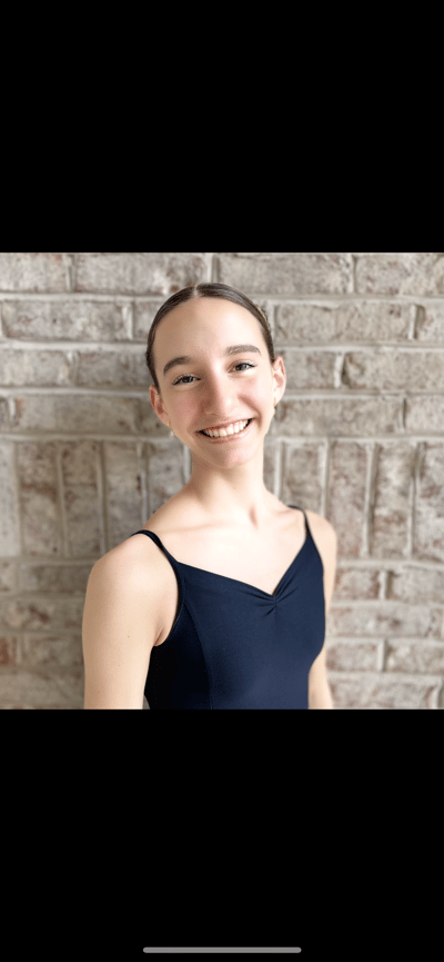 Lola Lybarger — Classical dancer, United States