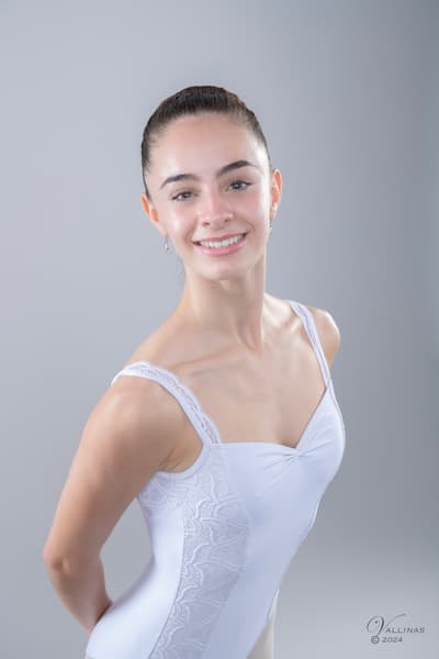 Claudia Ávalos Tascón — Classical dancer, Spain