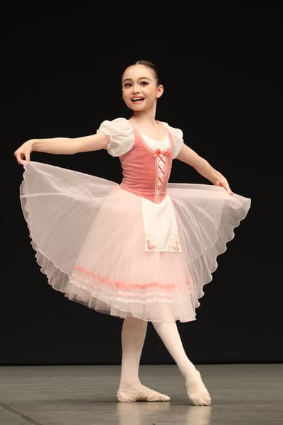 Emily Takahashi — Classical dancer, Japan