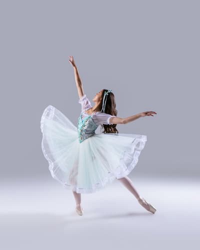 Samantha Luong — Classical dancer, Australia