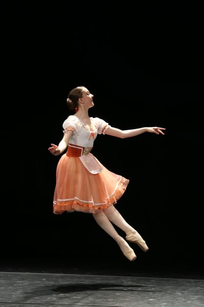 Martina Bueno — Classical dancer, Spain