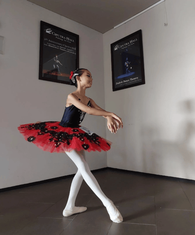 Esther Amaranggana Pong Datu — Classical dancer, Indonesia