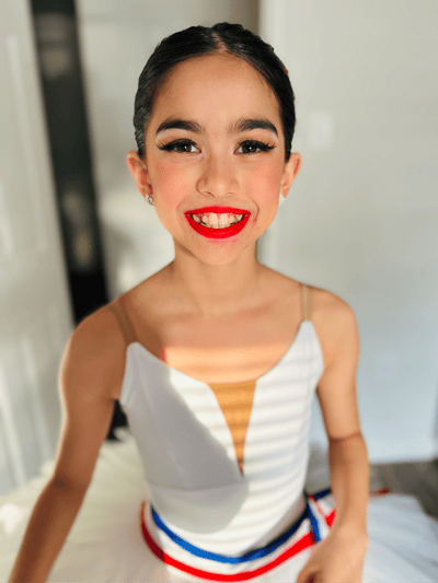 Isla Cook — Classical dancer