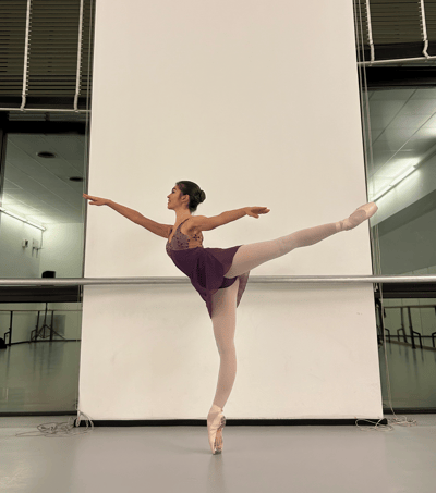 Lara Barbarino — Classical dancer