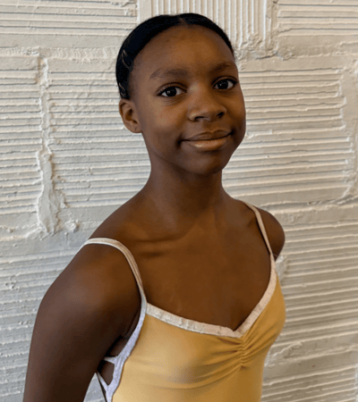 Nola Paulina — Classical dancer