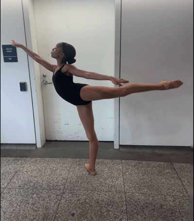 Nola Paulina — Classical dancer