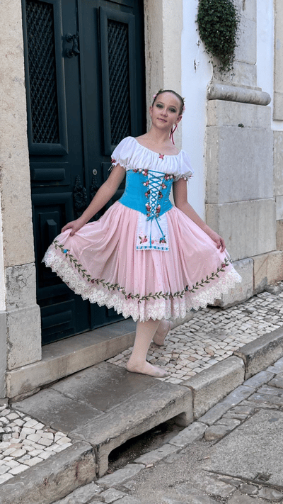 Natálie Körnerová — Classical dancer
