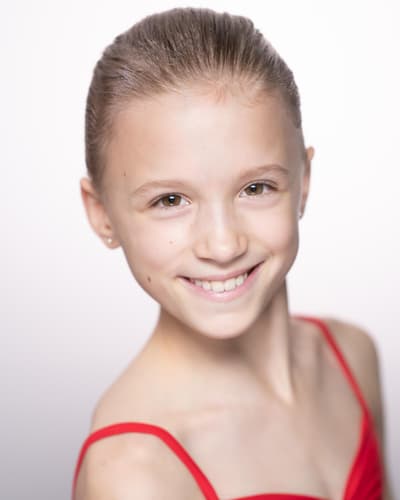 Sacha Estill — Classical dancer, United Kingdom