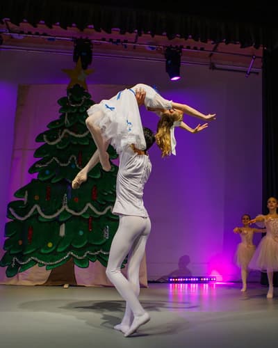 Sacha Estill — Classical dancer, United Kingdom