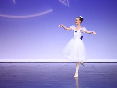 Lila Forkes — Classical dancer, Australia