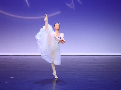 Lila Forkes — Classical dancer, Australia