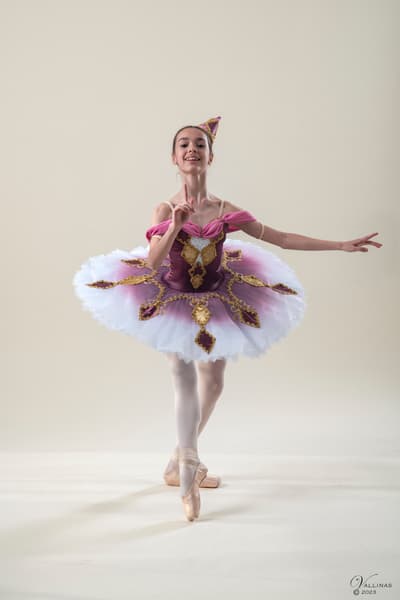 Niala Herrera Collazo — Classical dancer, Spain