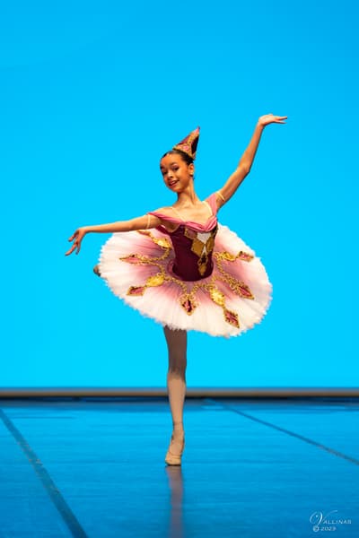 Niala Herrera Collazo — Classical dancer, Spain