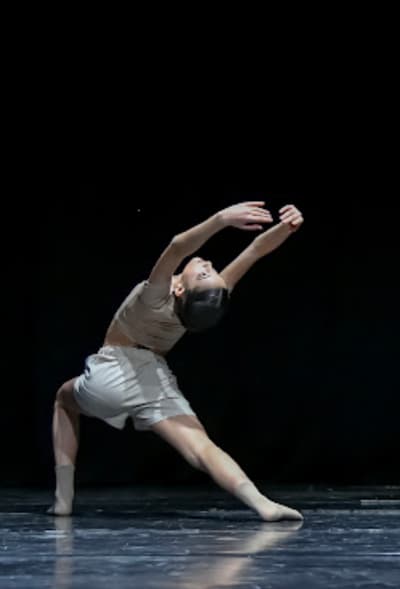 Emma Bonuccelli — Classical dancer, Italy
