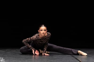 Emma Bonuccelli — Classical dancer, Italy