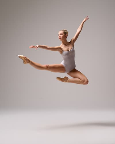 Zosia Penherski — Classical dancer, United States