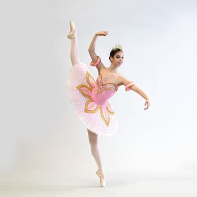 Sonja Hoverson — Classical dancer, United States