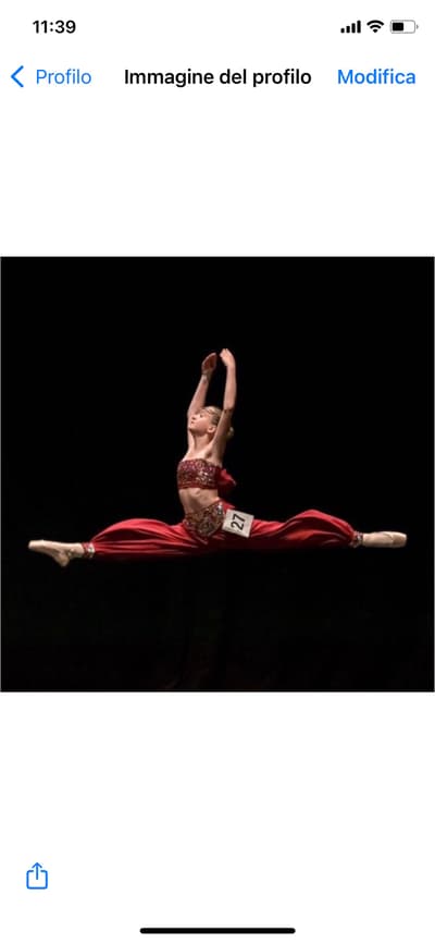 Viola Vaghi — Classical dancer