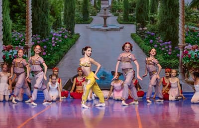 Ivana Dedovich — Classical dancer, Belarus
