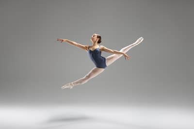 Alicia Sassi Ogliari — Classical dancer, Brazil
