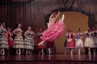 Alicia Sassi Ogliari — Classical dancer, Brazil