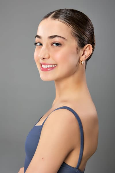 Alicia Sassi Ogliari — Classical dancer, Brazil
