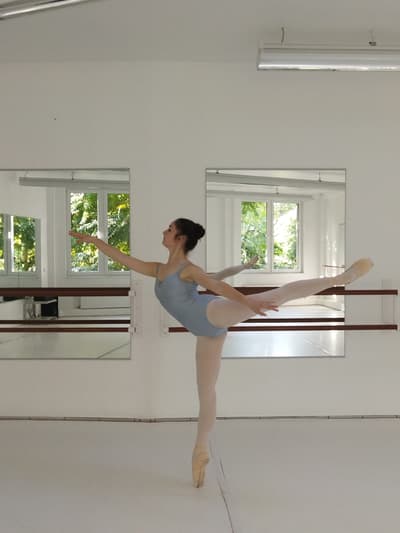 Léna Labeyrie — Classical dancer, Germany