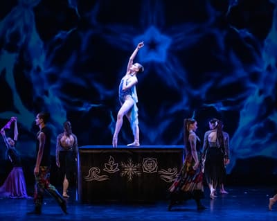Holly Lobb — Classical dancer, Australia