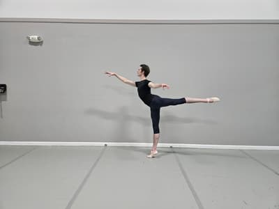 Calen Babaz — Classical dancer, United States