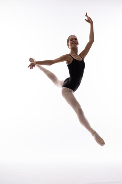 Valentine Chaumet — Classical dancer, France