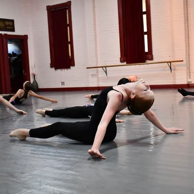 Thea Mellis — Classical dancer, Australia