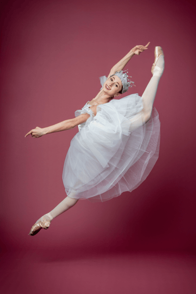 Luna Phelps — Classical dancer