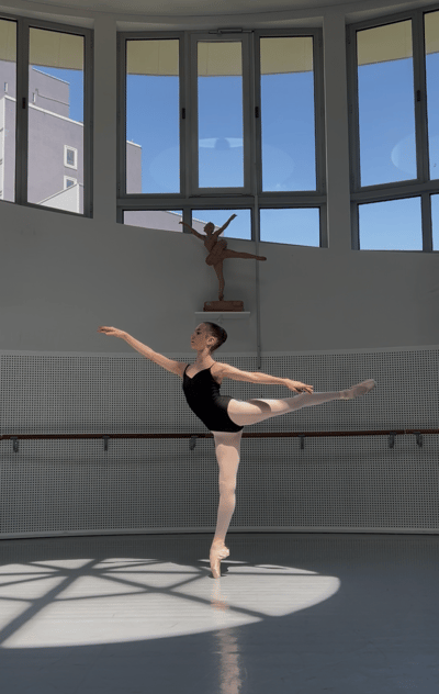 Juliette Michel — Classical dancer, France