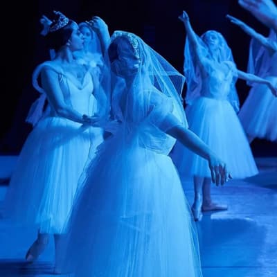 Renata Fernandez — Classical dancer, Argentina