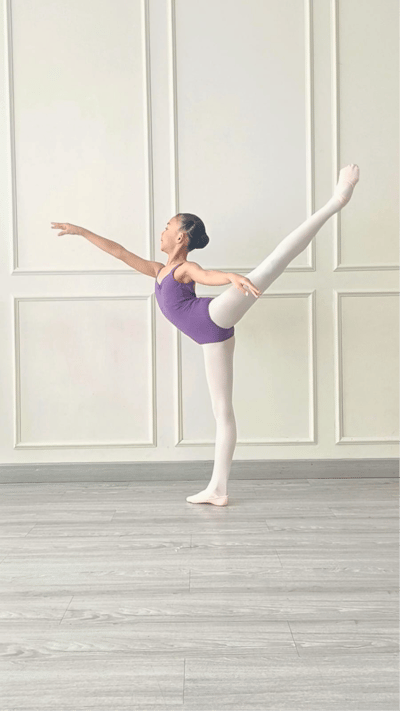 Valiqa Zahra — Classical dancer, Indonesia