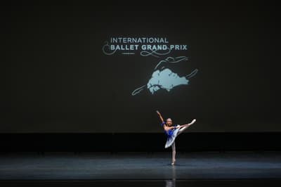 Valiqa Zahra — Classical dancer, Indonesia