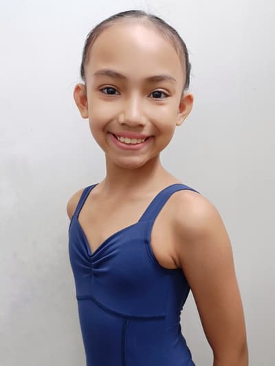 Valiqa Zahra — Classical dancer, Indonesia