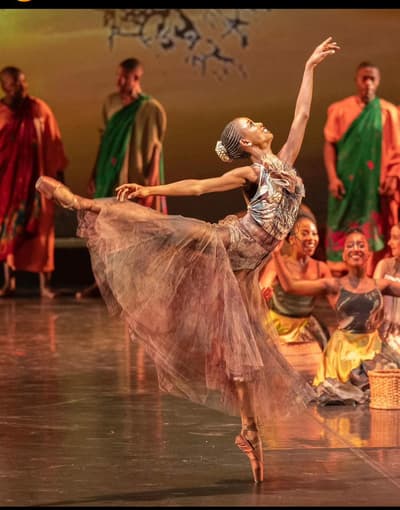 Zeinab Ntombifuthi Kone — dancer, United States