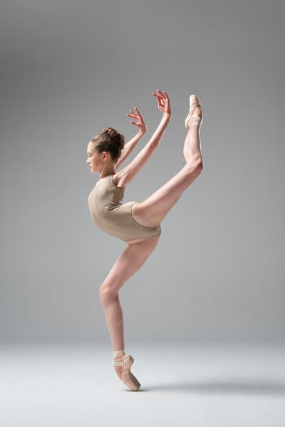 Sarah Kusek — Classical dancer, Poland