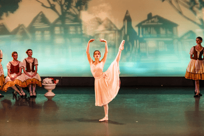 Sophie Gross — Classical dancer, United States