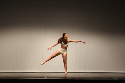 Sthephany Vidal Da Silva — Contemporary dancer, Spain