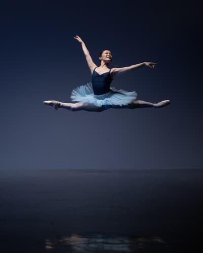 Midori Saito — Classical dancer