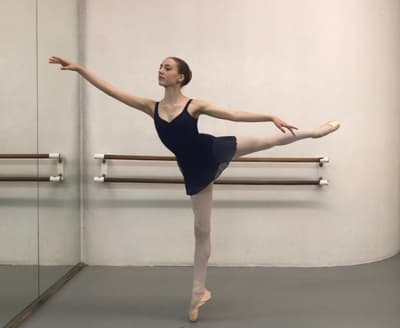 Hazel Lessley — Classical dancer, France