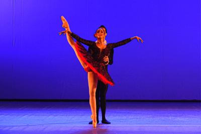 Isabela De Azevedo — Classical dancer, Hamburg, Germany