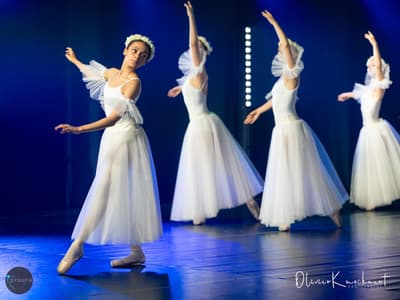 Lovencia Esalo — Classical dancer, Belgium