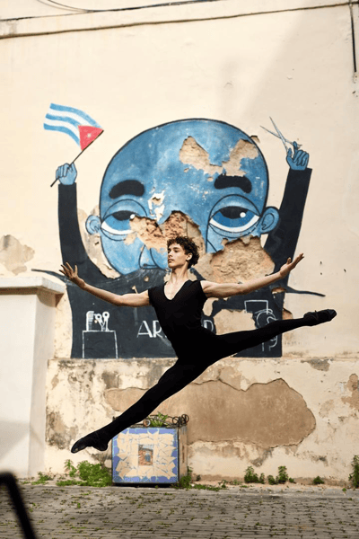 Fabio Fernandez Ortega — Classical dancer