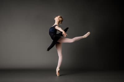 Lee Melton — Classical dancer, United States