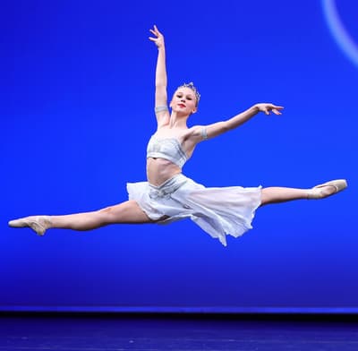 Kendall Morgan — Classical dancer