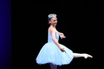 Kendall Morgan — Classical dancer